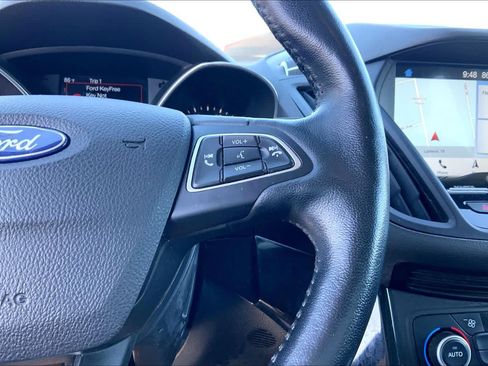 Used 2019 Ford Escape Titanium FWD image 25