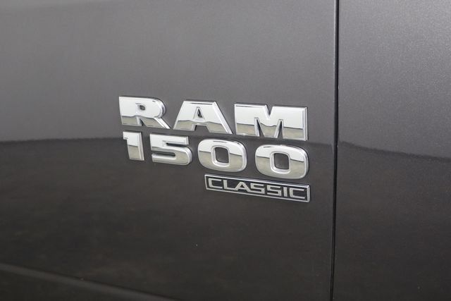 Used 2024 RAM 1500 Classic SLT AWD/4WD image 34