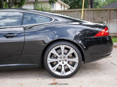 Used 2013 Jaguar XKR R RWD image 3