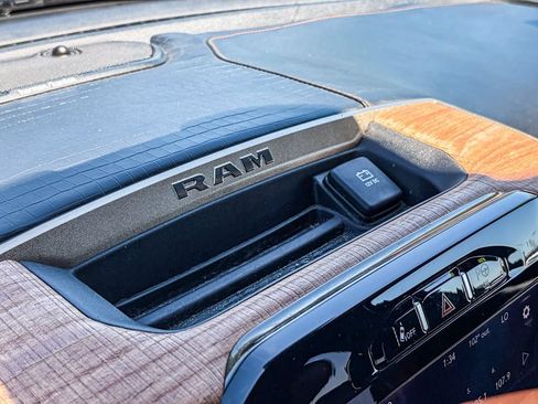 Used 2020 RAM 1500 Limited AWD/4WD image 31