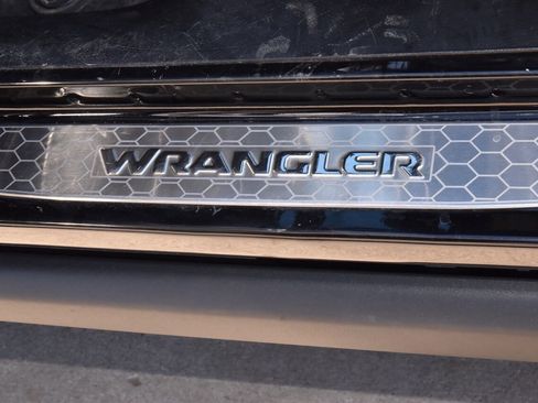 Used 2023 Jeep Wrangler Unlimited Rubicon 4xe w/ Steel Bumper Group image 37