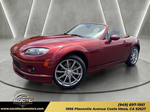 Used 2006 MAZDA MX-5 Miata Grand Touring w/ Appearance Pkg RWD image 1