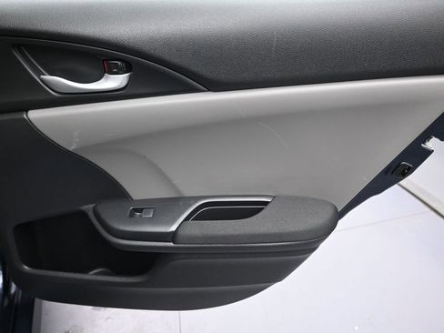 Used 2019 Honda Civic LX image 24