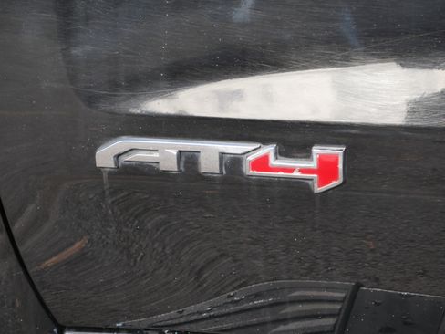 Used 2019 GMC Sierra 1500 AT4 w/ Off Road Performance Package image 19