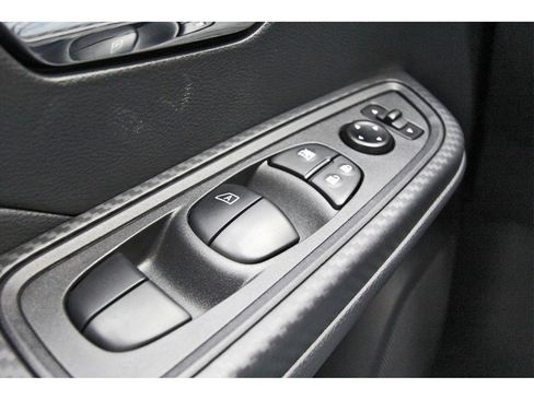 New 2025 Nissan Versa SV w/ Trunk Package image 15