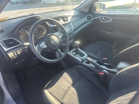 Used 2017 Nissan Sentra SV FWD image 13