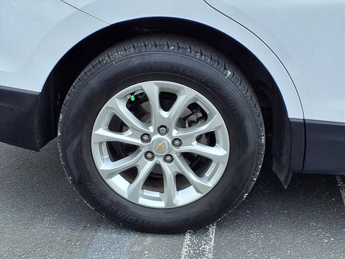 Used 2020 Chevrolet Equinox LT image 5