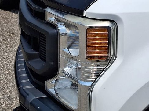 Used 2022 Ford F250 XL w/ Power Equipment Group RWD image 26
