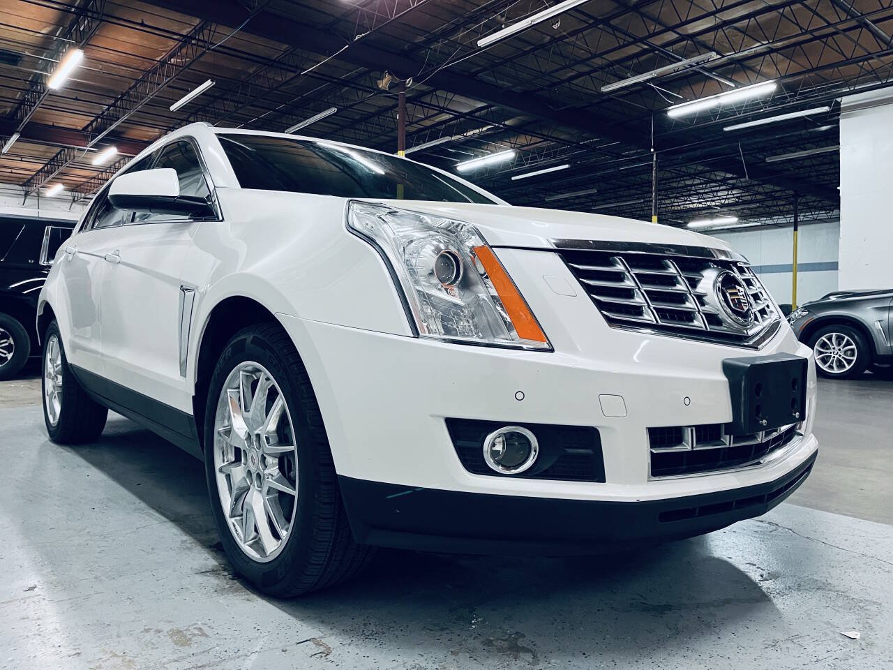 Used 2014 Cadillac SRX Premium FWD image 5