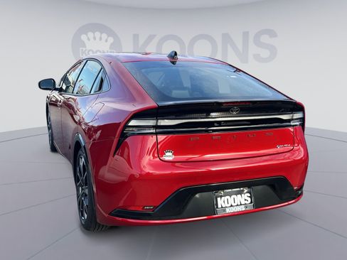 New 2026 Toyota Prius Plug-In Hybrid image 2