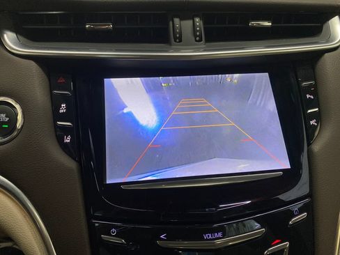 Used 2014 Cadillac XTS Luxury w/ Driver Awareness Package FWD image 22