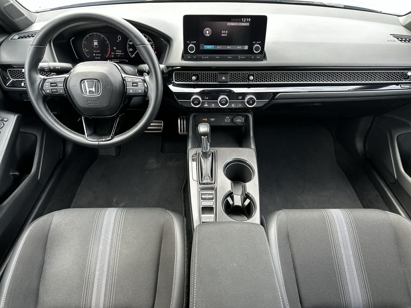 Used 2023 Honda Civic Sport image 19
