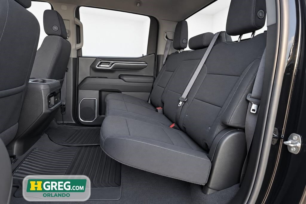 Used 2024 Chevrolet Silverado 1500 RST w/ Z71 Off-Road Package AWD/4WD image 13