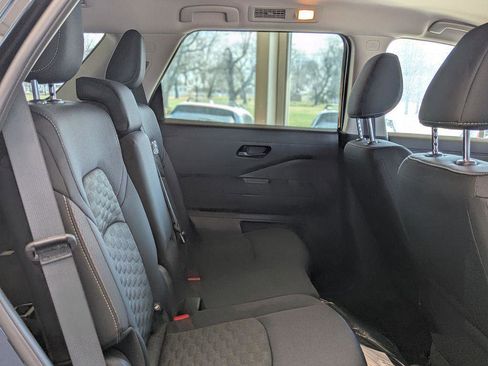 New 2026 Nissan Pathfinder SV AWD/4WD image 18