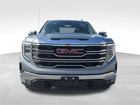Used 2026 GMC Sierra 1500 SLT AWD/4WD image 2