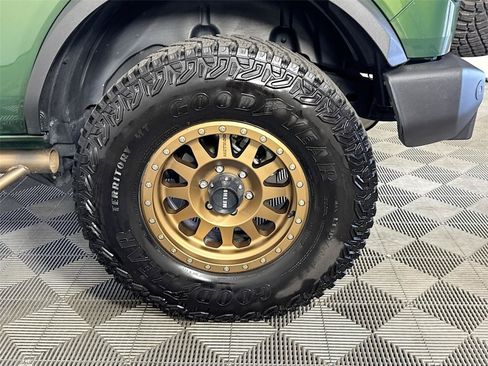 Used 2023 Ford Bronco Wildtrak AWD/4WD image 30