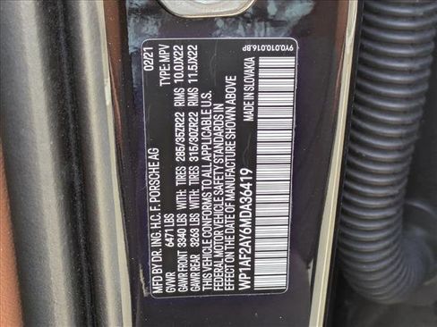 Used 2021 Porsche Cayenne Turbo image 26