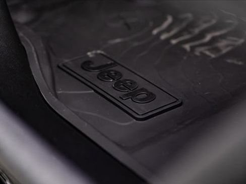 Used 2026 Jeep Wrangler Unlimited Sport image 32