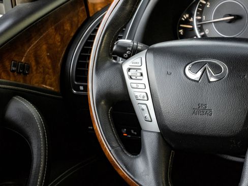 Used 2016 INFINITI QX80 4WD w/ Deluxe Technology Package image 19