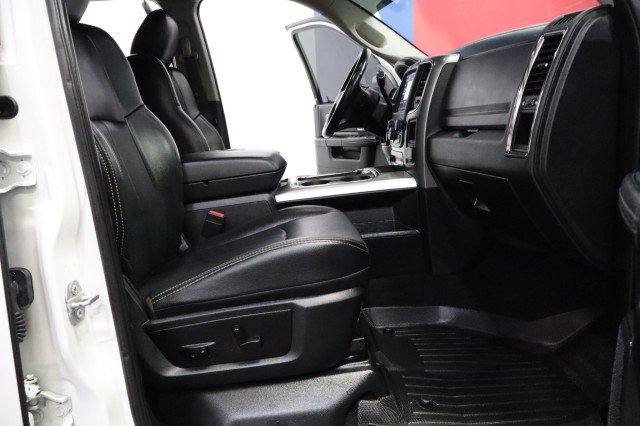 Used 2018 RAM 3500 Laramie w/ Sport Appearance Group AWD/4WD image 8