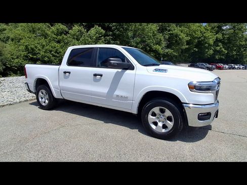Certified 2025 RAM 1500 Big Horn AWD/4WD image 2