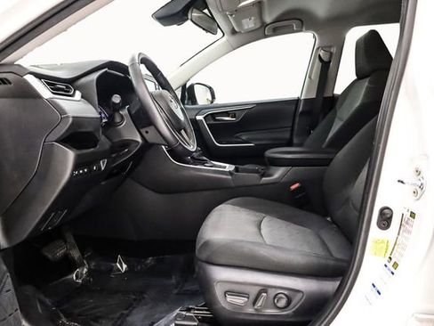 Used 2021 Toyota RAV4 XLE w/ XLE Grade Weather Package image 13