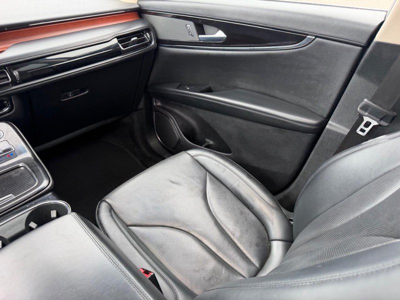 Used 2022 Lincoln Nautilus Reserve AWD/4WD image 19