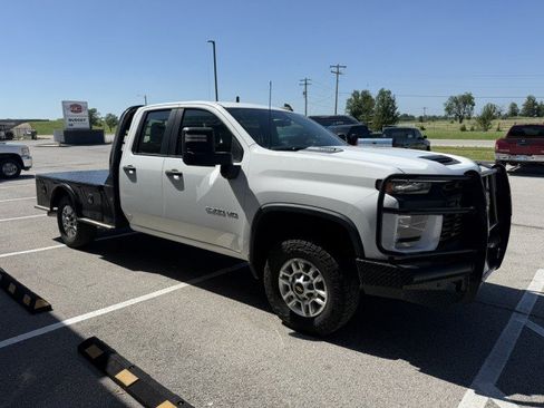 Used 2023 Chevrolet Silverado 2500 W/T w/ WT Fleet Convenience Package AWD/4WD image 3