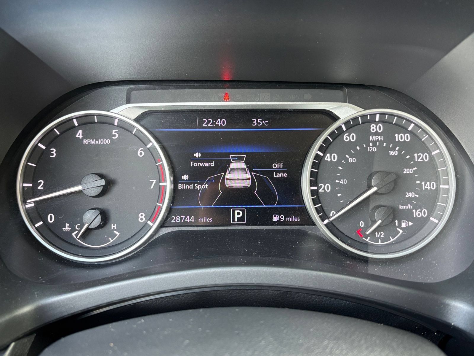 Used 2025 Nissan Sentra SV FWD image 37