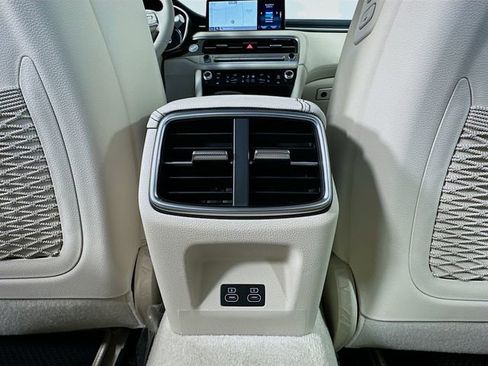 Certified 2026 Genesis G70 2.5T Prestige RWD image 18