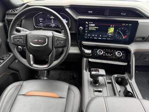 Used 2024 GMC Sierra 1500 AT4 w/ AT4 Premium Package AWD/4WD image 23