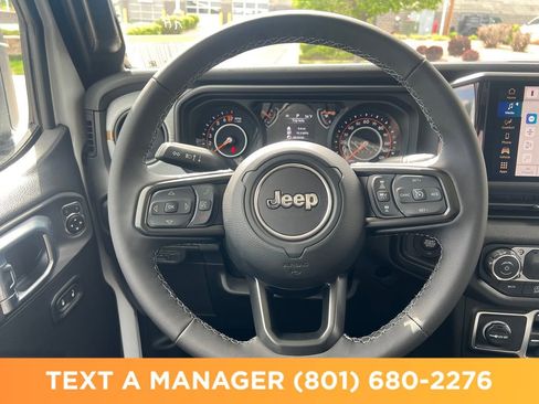 New 2026 Jeep Gladiator Sport AWD/4WD image 19