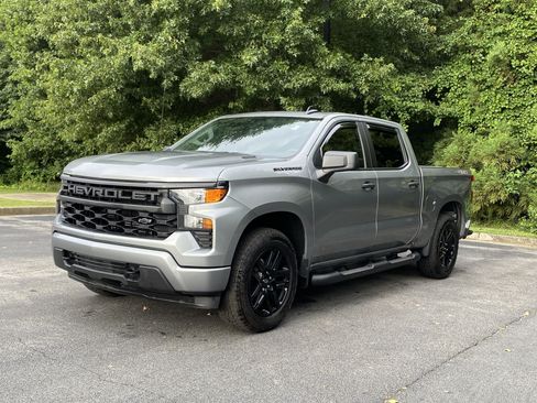Used 2025 Chevrolet Silverado 1500 Custom w/ Turbomax Blackout Package AWD/4WD image 5