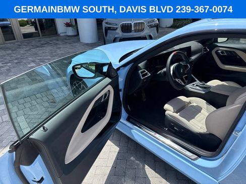 Used 2025 BMW M240i Coupe w/ Premium Package RWD image 10