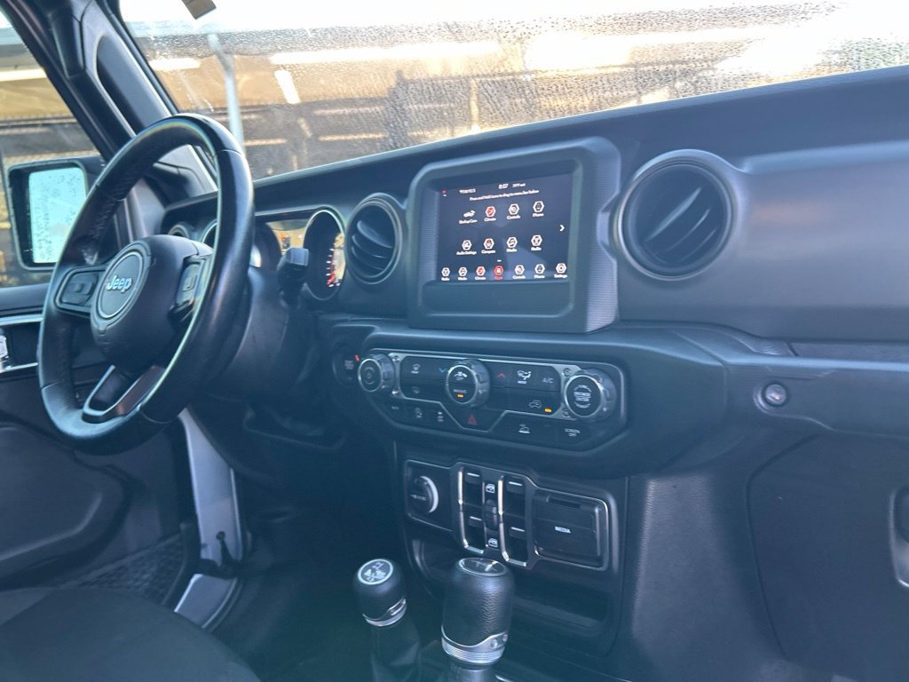Used 2022 Jeep Gladiator Sport AWD/4WD image 25
