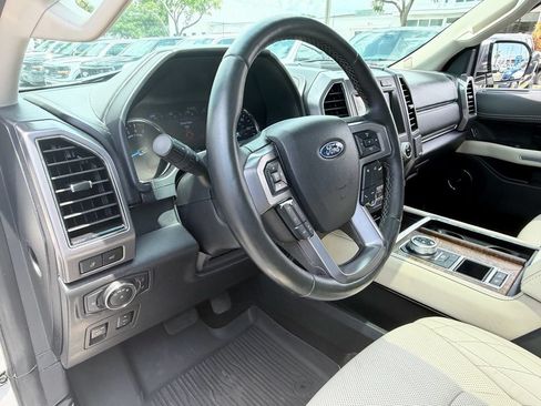 Used 2021 Ford Expedition Max Platinum RWD image 10