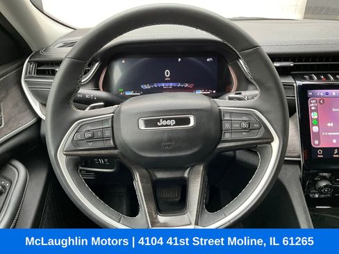 Used 2023 Jeep Grand Cherokee L Limited image 16