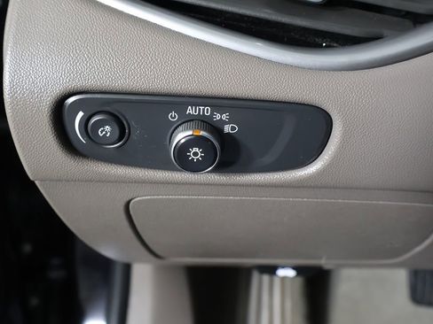 Used 2023 Chevrolet Malibu LT FWD image 31