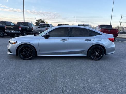 Used 2022 Honda Civic Sport image 9