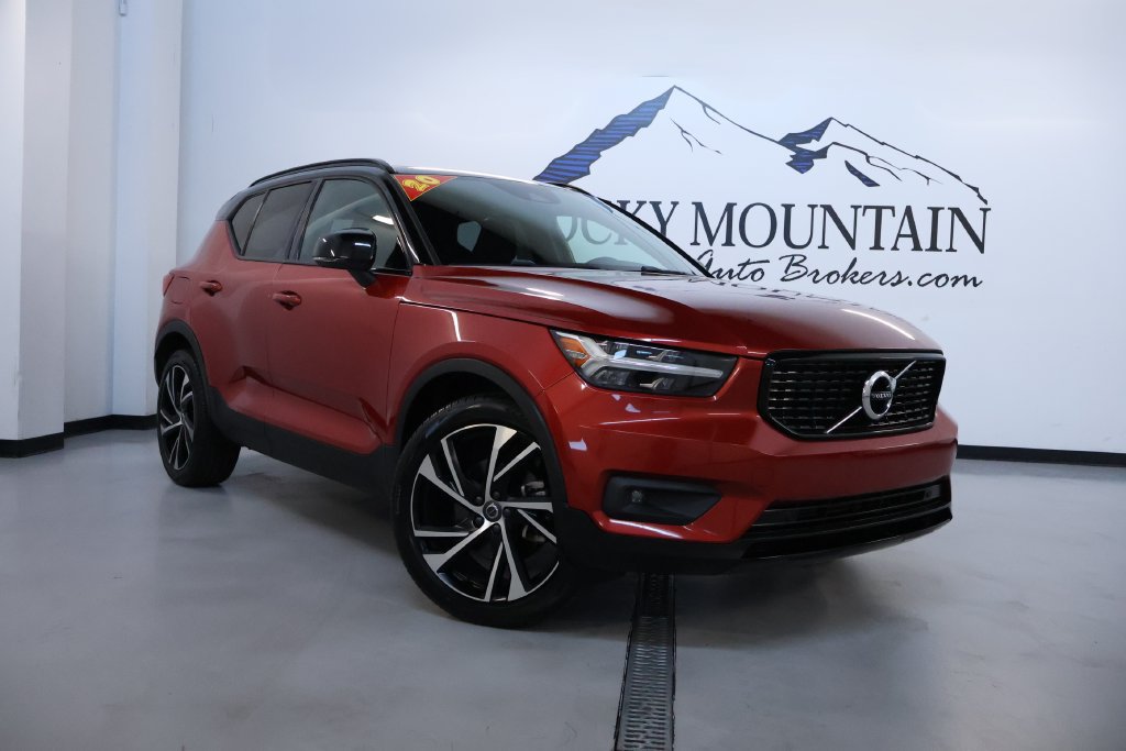Used 2020 Volvo XC40 T5 R-Design AWD/4WD 360° Tour