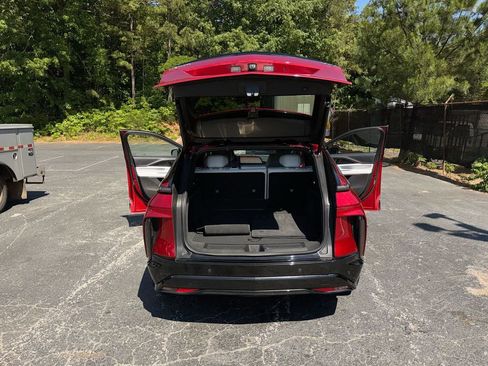 Used 2024 Cadillac Lyriq Sport RWD image 35