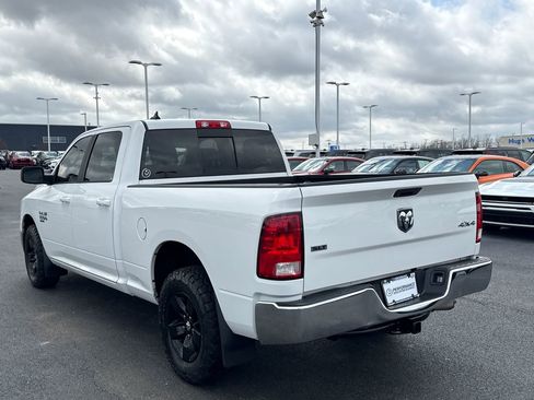 Used 2019 RAM 1500 Classic SLT w/ Luxury Group AWD/4WD image 5