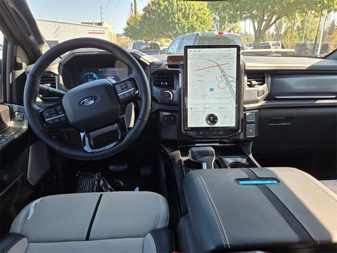 New 2025 Ford F150 Lightning Platinum image 10