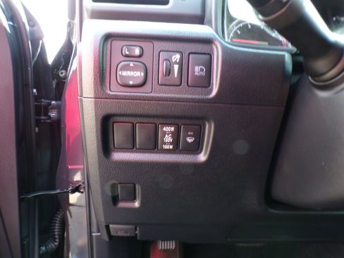 Used 2024 Toyota 4Runner TRD Off-Road Premium image 12