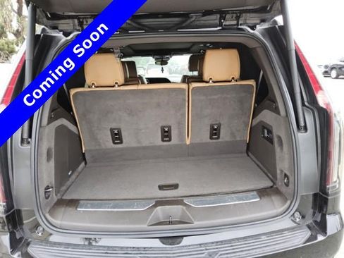 Used 2023 Cadillac Escalade Sport AWD/4WD image 2