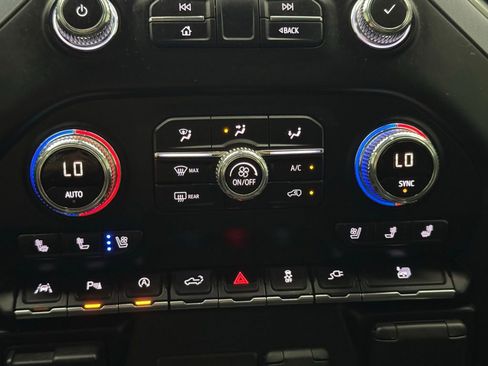 Used 2019 GMC Sierra 1500 SLT w/ SLT Premium Package image 30