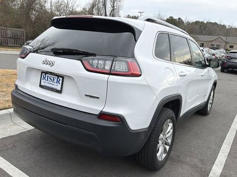 Used 2019 Jeep Cherokee Latitude w/ Popular Appearance Group image 10