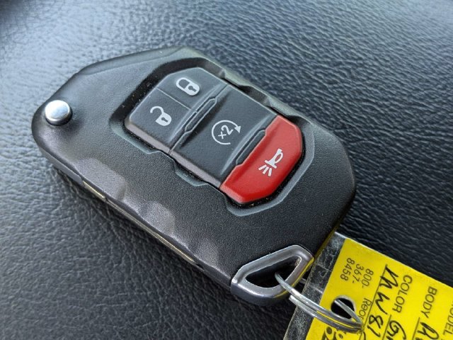 Used 2021 Jeep Wrangler Unlimited Rubicon AWD/4WD image 28