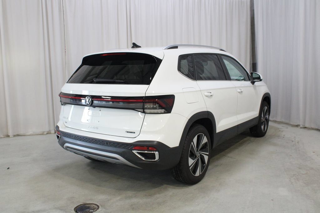 New 2026 Volkswagen Taos SE AWD/4WD image 25