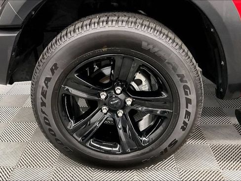 Used 2024 RAM 1500 Warlock AWD/4WD image 10